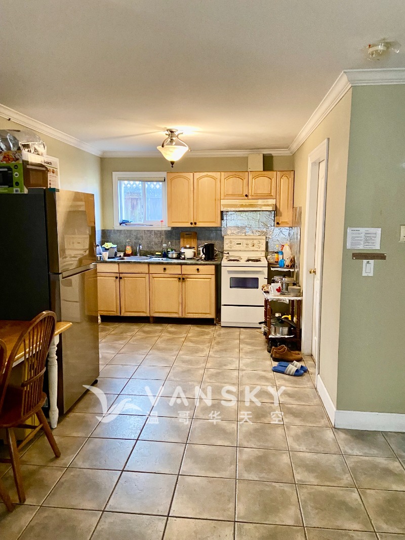 260314153417_Gilmore Downstairs.jpg